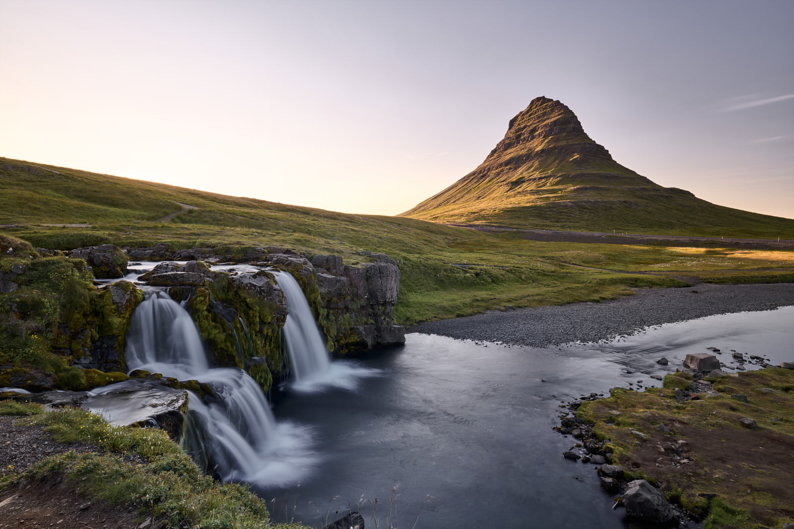 KBS, Weber, Kirchhofer Bodensysteme, Baustelle, Three Point, Dübendorf, Duebendorf, Baureportage