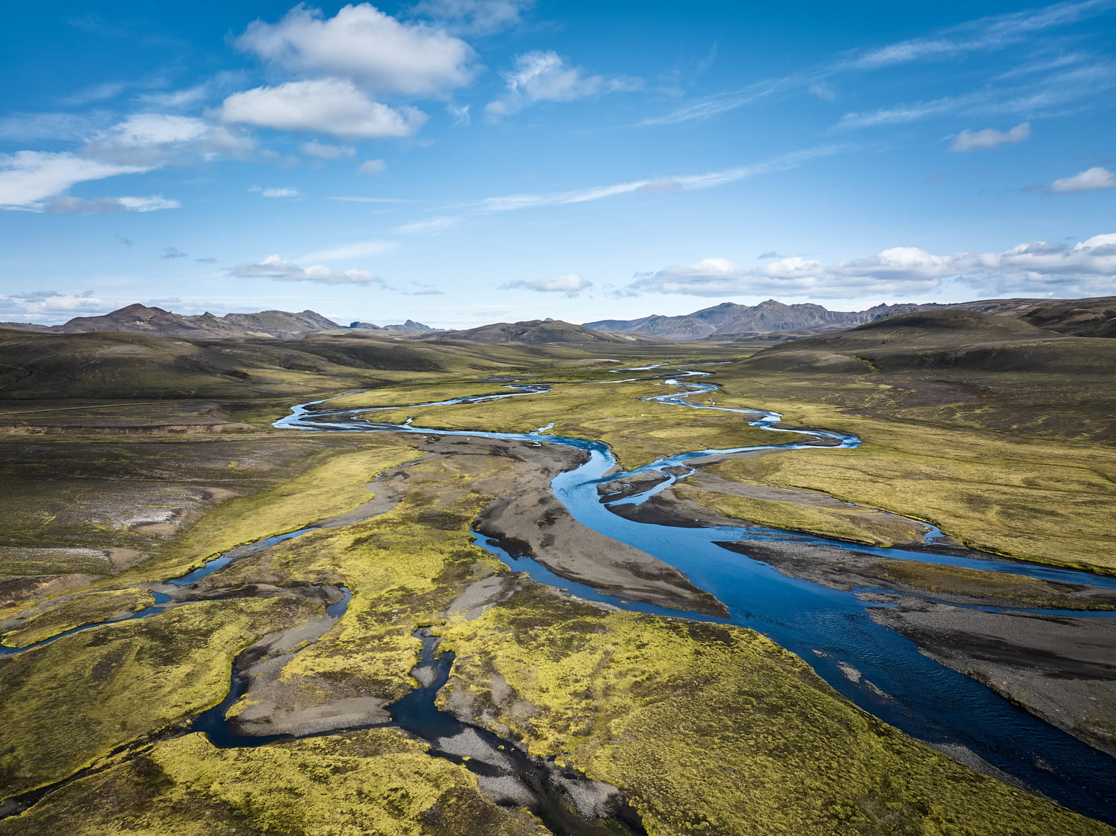 KBS, Weber, Kirchhofer Bodensysteme, Baustelle, Three Point, Dübendorf, Duebendorf, Baureportage